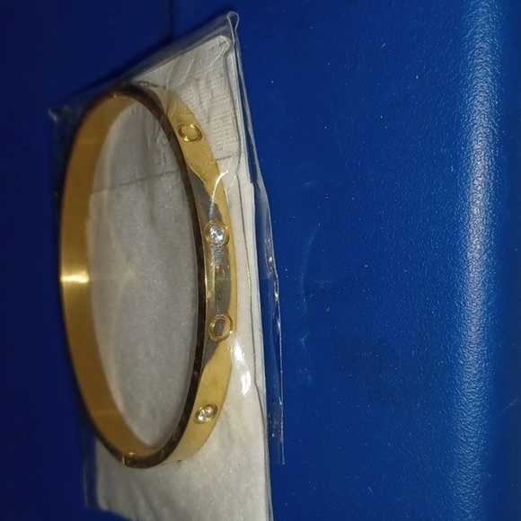 Cute Dainty Bracelets - Picture 4 of 4